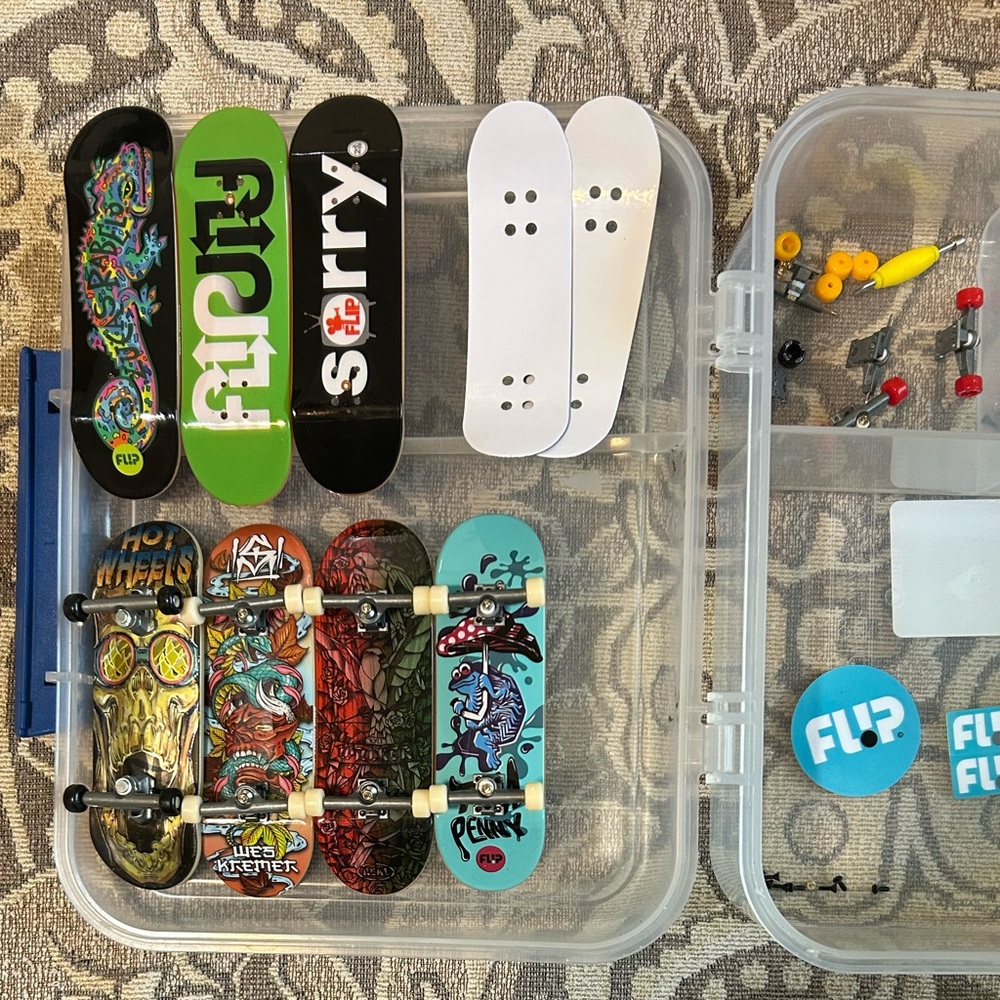 9 Fingerboards Tech Deck Penny Flip, Kyle Walker, Real, Wes Kramer + Parts/Tools